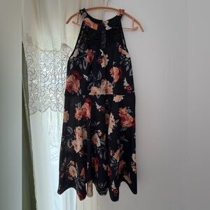 Halter Neck A-Line Dress Size 2XL Floral And Lace Feminine Whimsical Fairygoth